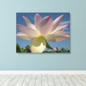 Lotus Flower and Blue Sky II Canvas Afdruk (Insitu (Houten vloer))