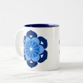 Lotus Flower Mandala, Indigo and Light Blue Tweekleurige Koffiemok (Voorkant links)