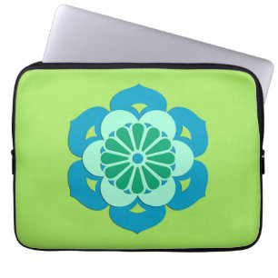 Lotus Flower Mandala, Lime Green en Light Blue Laptop Sleeve