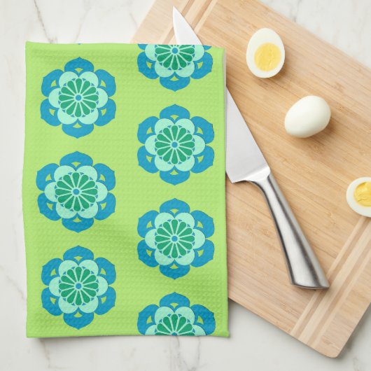Lotus Flower Mandala, Lime Green en Light Blue Theedoek (Quarter Fold)