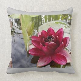 Lotus Flower Pillow Kussen