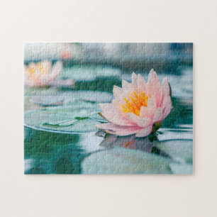 Lotus Flower Pond Legpuzzel
