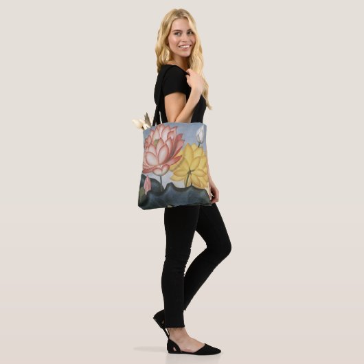  Lotus Flowers, de Heilige Egyptische Bean Tote Bag (Op model)