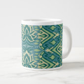 Lotus Ikat patroon - De witte lotus Grote Koffiekop (Voorkant rechts)