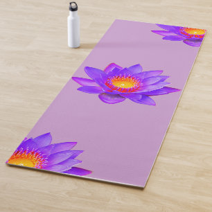 Lotusbloemen op paars yogamat