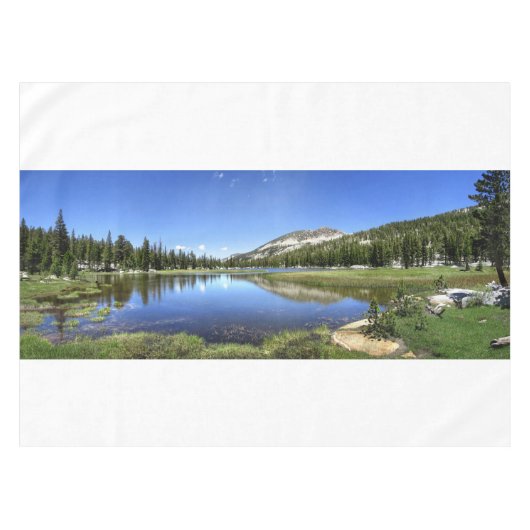 Lou Beverly Lake - Sierra Tafelkleed (Voorkant (Horizontaal))