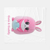 "Lou Lou". Een knuffelig, roze wezen. Fleece Deken (Voorkant (Horizontaal))