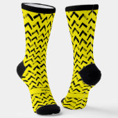 Loud Chevron Black and Yellow Name Initials Sokken (Gebogen)