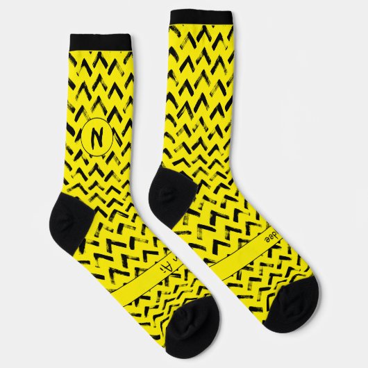 Loud Chevron Black and Yellow Name Initials Sokken (Rechts)