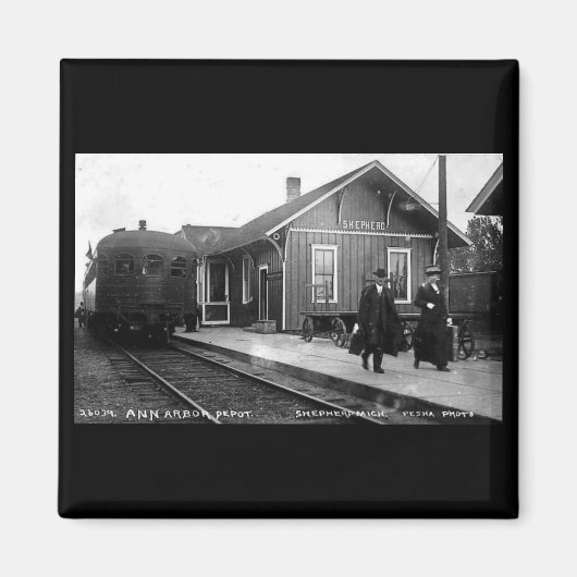 Louis Pesha Ann Arbor Railroad Depot Shepherd, MI Magneet (Voorkant)