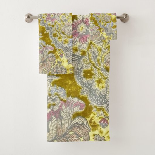 Louis XV Green en Roze Paisley Flowers Bad Handdoek (Insitu)