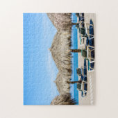 Lounge-carrossen en dergelijke paraplu's op strand legpuzzel (Verticaal)