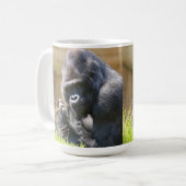 Lounging Gorilla Koffiemok (Voorkant links)