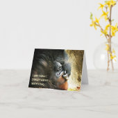 Lounging Gorilla Verlate Verjaardag Kaart (Gele Bloem)