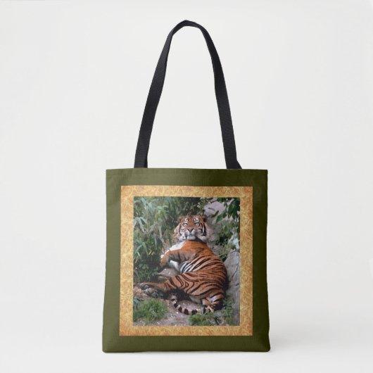 Lounging Tiger Digital Art Tote Bag (Voorkant)