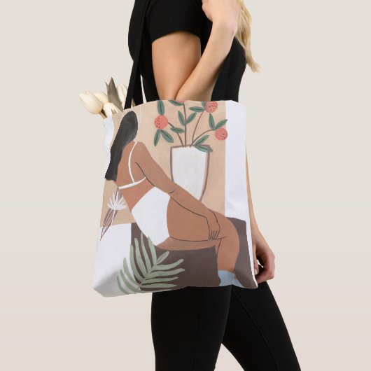 Lounging Woman Tote Bag (Dichtbij)
