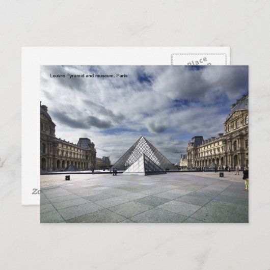 Louvre Pyramid en Museum in Parijs. Briefkaart (Voorkant / Achterkant)