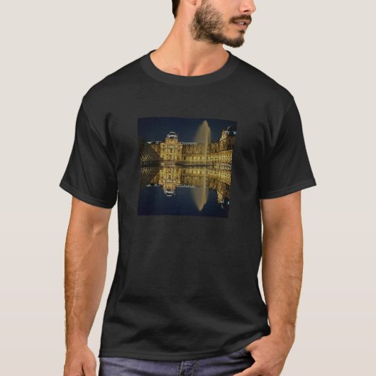 Louvre T-shirt (Voorkant)