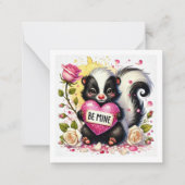 Lovable Be Mine Skunk Classroom Valentine Notitiekaartje (Voorkant)
