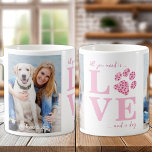 Love & a Dog Custom Pet Foto Roze Valentijnsdag Koffiemok<br><div class="desc">Introductie van de Love with Paw Print Coffee Mok - de perfecte aanvulling op het collectie van elk hondenliefhebber. Deze moderne en stijlvolle mok heeft een gedurfd ontwerp dat zeker in de gaten zal worden gehouden. Met chique roze accenten en schattige pootafdrukken is deze mok zowel schattig als functioneel. Gemaakt...</div>