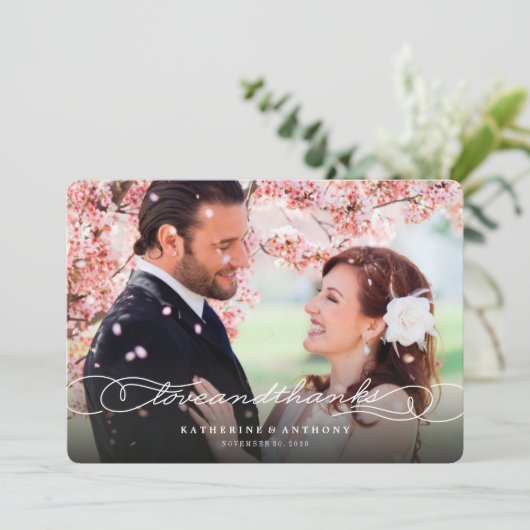 Love and Bedankt Elegant Script Chic Photo Wedding (Staand voorkant)