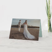 Love and Joy Mr. & Mrs. 1st kerstfoto Wedding Feestdagen Kaart (Achterkant)