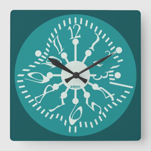 LOVE ART KLOCK DEFORMED DAKILIANO BY MASANSER VIERKANTE KLOK (Voorkant)