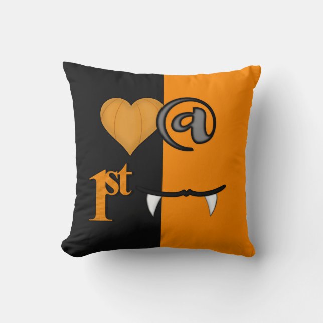 Love at First Bite Halloween Kussen (Voorkant)