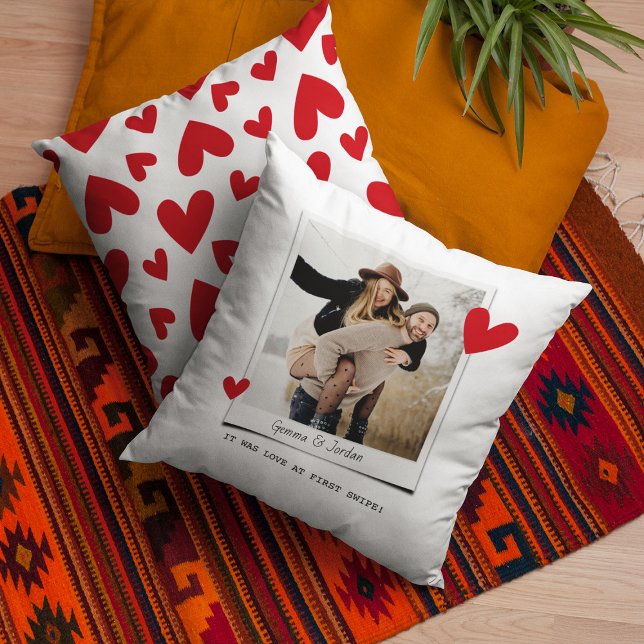 Love at First Swipe' Couples Schattige cadeau Kussen (Creator heeft geüpload)