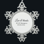 Love & bedankt add koppel name bruiloft add date y tin sneeuwvlok ornament<br><div class="desc">Voor liefhebbers zoals wij</div>