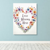 Love Blooms Here Floral Heart Art Print (Insitu (Houten vloer))