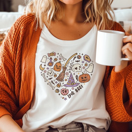 Love Boo! Retro Halloween Hart Tri-Blend Shirt