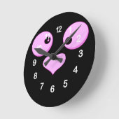 Love Cares_Wall Clock Ronde Klok (Hoek)