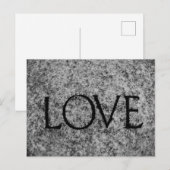 "Love" Carved Stone in Black and White Briefkaart (Voorkant / Achterkant)