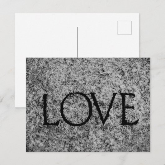 "Love" Carved Stone in Black and White Briefkaart (Voorkant / Achterkant)