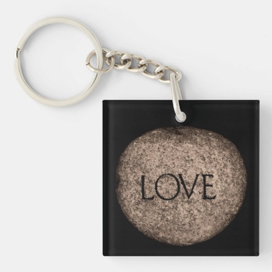 "Love" Carved Stone in Sepia Sleutelhanger (voorkant)