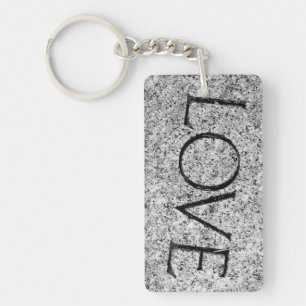 "Love" Carved Stone Sleutelhanger