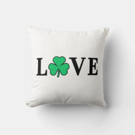 LOVE Clover Shamrock Ireland St Patrick text based Kussen