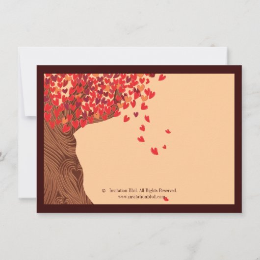 Love Couple Falling Hearts Oak Tree Wedite Invite Kaart (Achterkant)