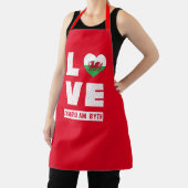 Love Cymru Am Byth Wales Flag Welsh Roots  Schort (Insitu)