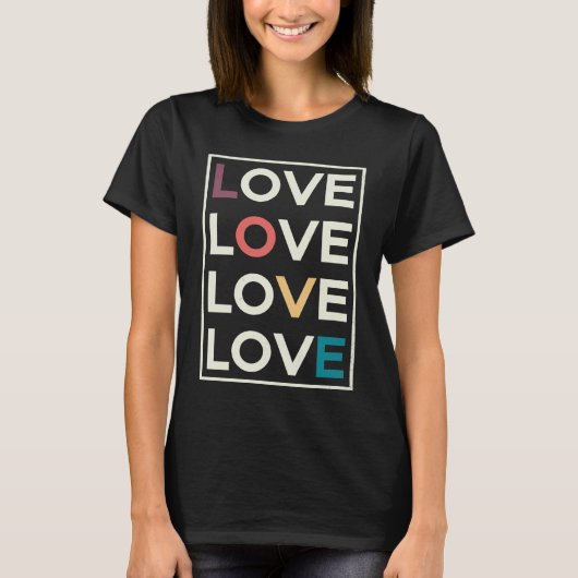 Love Distressed Retro Look Block Lettering T-shirt (Voorkant)
