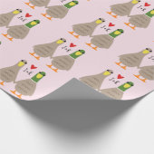 Love Ducks Valentijnsdag Aangepaste Initialen Cadeaupapier (Hoek)
