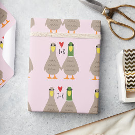 Love Ducks Valentijnsdag Aangepaste Initialen Cadeaupapier