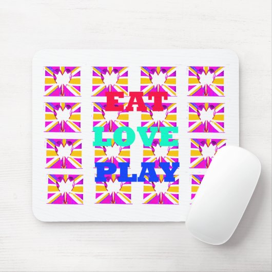 Love Eat Play Heart Hakuna Matata kleuren.png Muismat (Met muis)