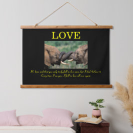 LOVE Elephant in trunking love Hangend Wandkleed