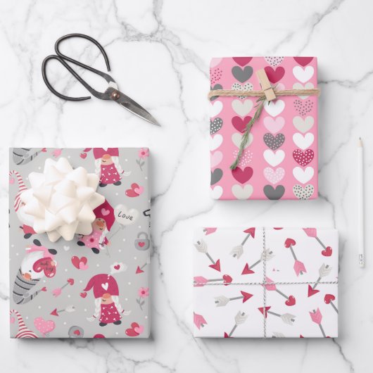Love Gnomen Wrapping Paper Set of 3 (Voorkant)