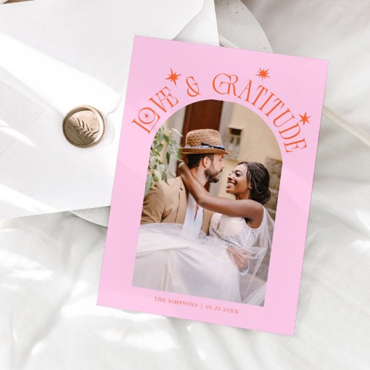Love & Gratitude Minimal Wedding Photo Orange Pink Bedankkaart