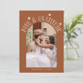 Love & Gratitude Minimal Wedding Photo Terracotta Bedankkaart (Staand voorkant)
