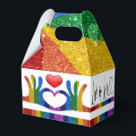 Love Hands and Heart Favor Box Bedankdoosjes<br><div class="desc">Ik bied dit deze week op verschillende manieren aan. Zie mijn COLLECTIES,  inclusief Gift and Favor Boxes,  BIRTHDAY,  overeenkomende STATIONERY die deze week komt,  PARTIJGOEDEREN,  LOVE en nog veel meer...  en bezoek Zazzle via mijn adres,  want het helpt me zo. Hartelijk dank,  Sharon Rhea Ford,  https://www.zazzle.com/store/sharonrhea</div>