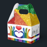 Love Hands and Heart Favor Box Bedankdoosjes<br><div class="desc">Ik bied dit deze week op verschillende manieren aan. Zie mijn COLLECTIES,  inclusief Gift and Favor Boxes,  BIRTHDAY,  overeenkomende STATIONERY die deze week komt,  PARTIJGOEDEREN,  LOVE en nog veel meer...  en bezoek Zazzle via mijn adres,  want het helpt me zo. Hartelijk dank,  Sharon Rhea Ford,  https://www.zazzle.com/store/sharonrhea</div>